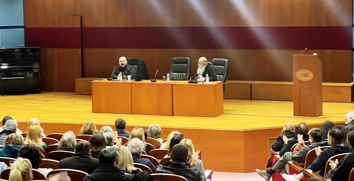 Ο-π.-Χαράλαμπος-Παπαδόπουλος-(Λίβυος)-στη-Σχολή-Γονέων-Βόλου