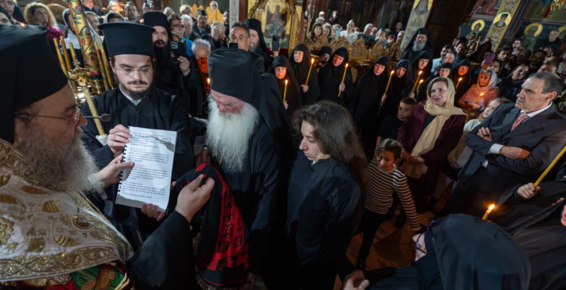 Κουρά-Μοναχής-από-τον-Ιερισσού-Θεόκλητο