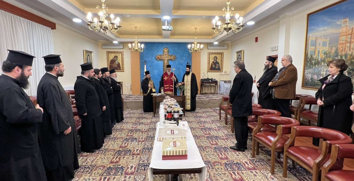 Κοπή-Βασιλόπιτας-των-παραγωγών-του-Ραδιοφωνικού-Σταθμού-της-Ιεράς-Μητροπόλεως-Αλεξανδρουπόλεως