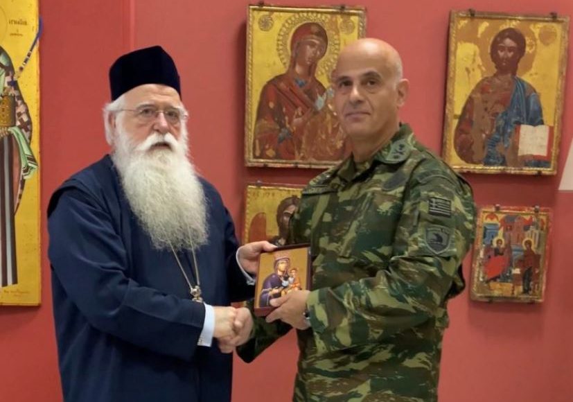 Επίσκεψη-του-νέου-Διοικητού-της-32ης-Ταξιαρχίας-Πεζοναυτών-στον-Μητροπολίτη-Δημητριάδος