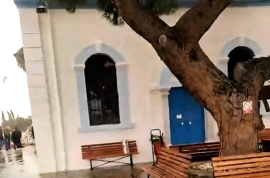 Η-κακοκαιρία-έπληξε-το-Βατοπαιδινό-Μετόχι-του-Αγίου-Νικολάου-στο-Πόρτο-Λάγος