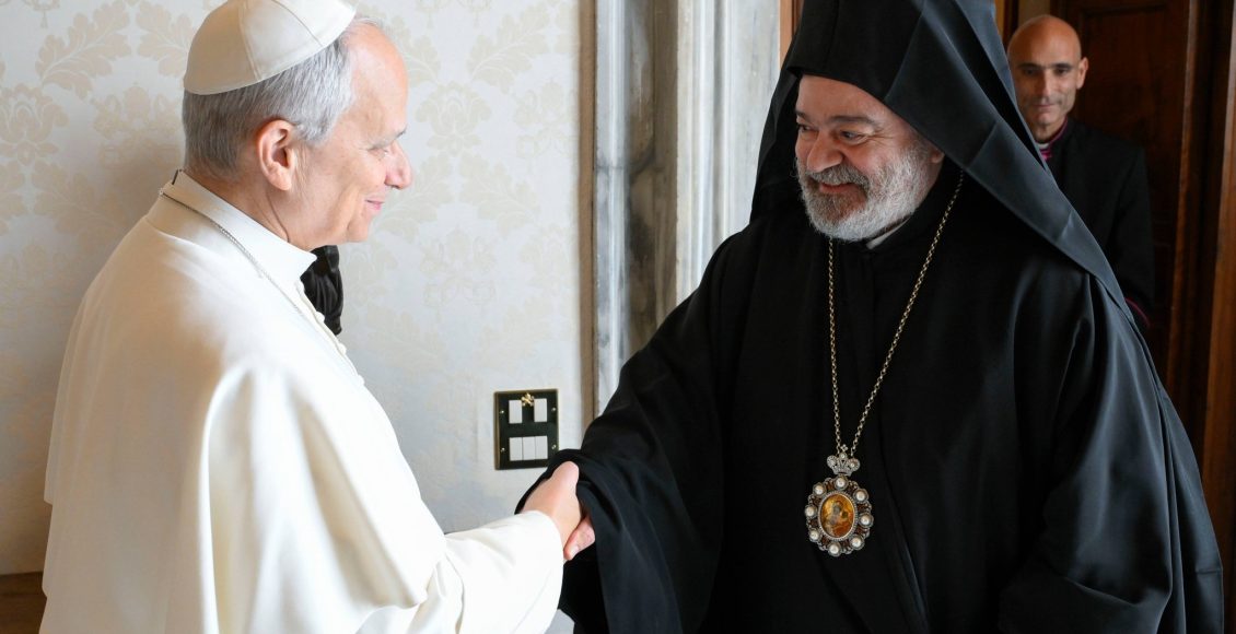 Ο-Μητροπολίτης-Ιταλίας-Πολύκαρπος-συναντήθηκε-με-τον-Πάπα-Λέοντα-ΙΔ’