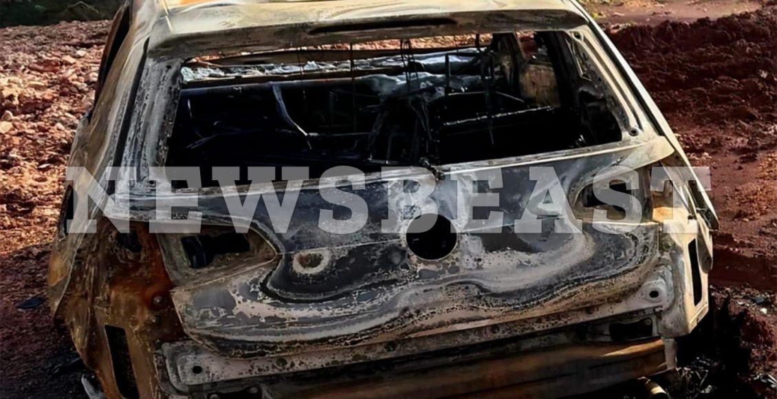 Το-καμένο-αυτοκίνητο-των-εκτελεστών-του-27χρονου-στη-Νέα-Πέραμο-–-Φωτογραφία-ντοκουμέντο