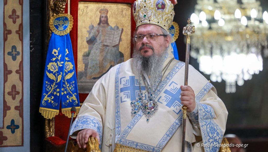 Λαρίσης-Ιερώνυμος-στην-“Επικαιρότητα”:-Κάθε-μέρα-μας-πρέπει-να-είναι-ομολογία-Χριστού-–-“Το-λείψανο-του-Αγίου-Βασιλείου-ευωδιάζει”