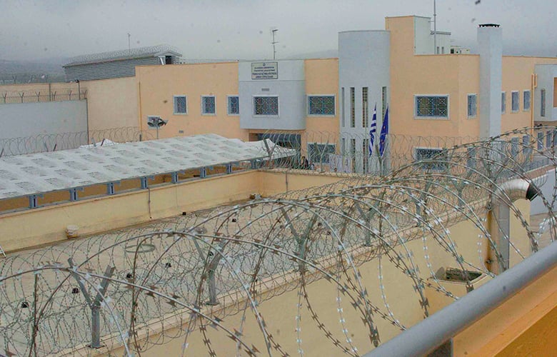 Οι-αντιφάσεις-του-αρχιφύλακα-στις-φυλακές-Δομοκού:-«Πώς-μπορεί-να-δολοφονείται-κάποιος-μπροστά-σου-και-να-μη-δεις;»