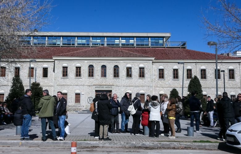 Ποιοι-εργαζόμενοι-της-«Βιολάντα»-συμπαραστάθηκαν-στον-ιδιοκτήτη-της,-παρά-τον-θάνατο-πέντε-συναδέλφισσών-τους