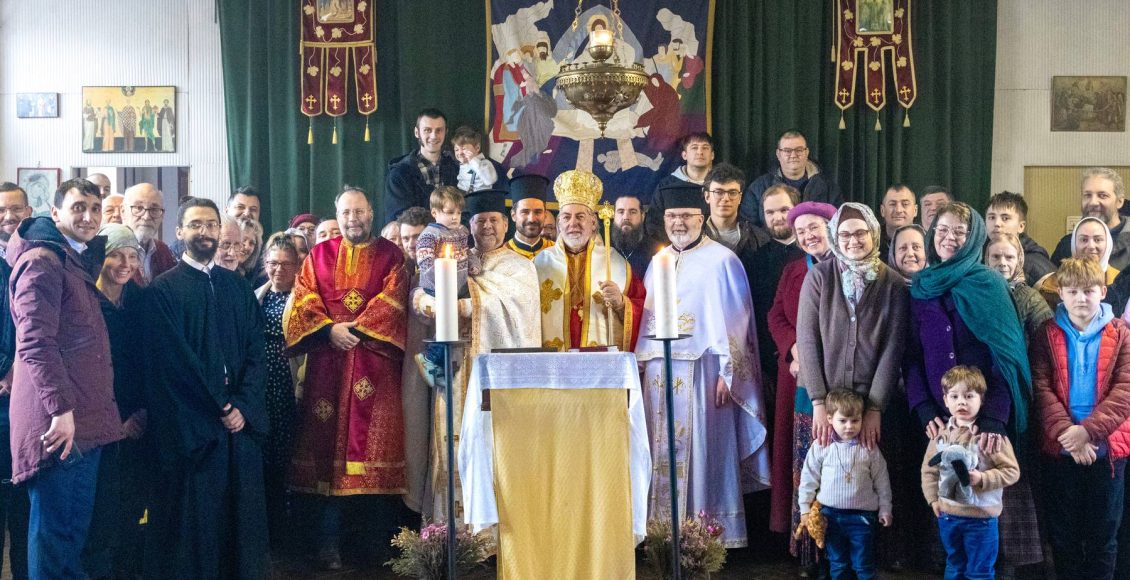 Πρώτη-ποιμαντική-επίσκεψη-του-Αρχιεπισκόπου-Θυατείρων-στην-Κοινότητα-των-Τριών-Ιεραρχών-lampeter-Ουαλίας