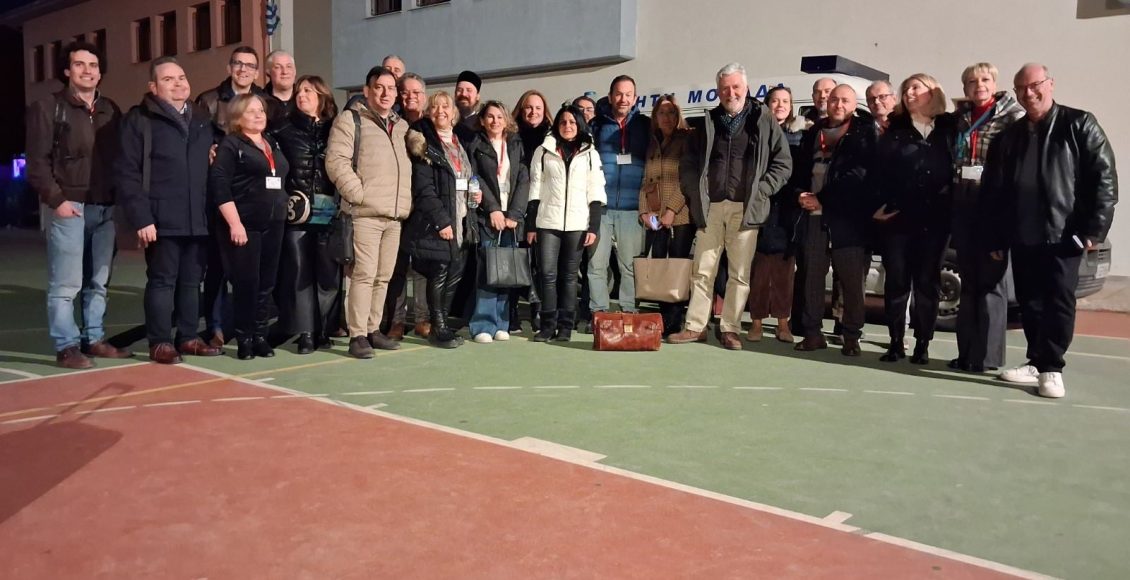 Οι-κάτοικοι-των-Καλών-Νερών-«αγκάλιασαν»-τους-«Λειτουργούς-Υγείας-της-Αγάπης»