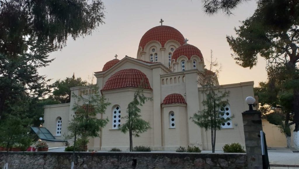 Αγρυπνία-και-τίμιο-λείψανο-του-Οσίου-Εφραίμ-του-Κατουνακιώτου-στον-Βύρωνα