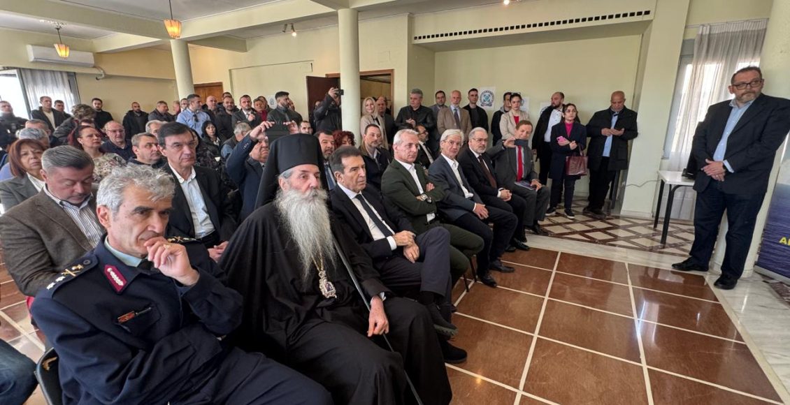 Ο-Μητροπολίτης-Σεραφείμ-σε-εκδήλωση-της-Ένωσης-Αστυνομικών-Υπαλλήλων-Πειραιά