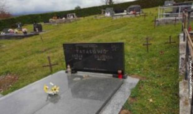 Η-Ιερά-Επισκοπή-Άνω-Καρλοβικίου-ζητεί-εξηγήσεις-για-την-αφαίρεση-σταυρών-από-κοιμητήρια