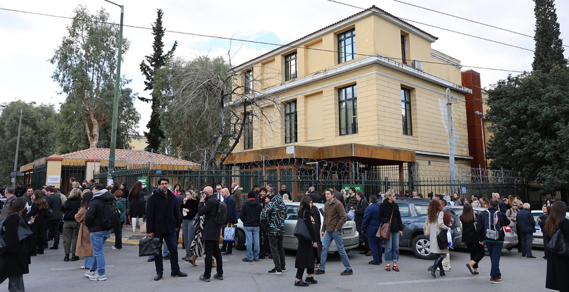 Συναγερμός-έπειτα-από-τηλεφώνημα-για-βόμβα-στην-Ευελπίδων-–-Εκκενώθηκαν-τα-δικαστήρια