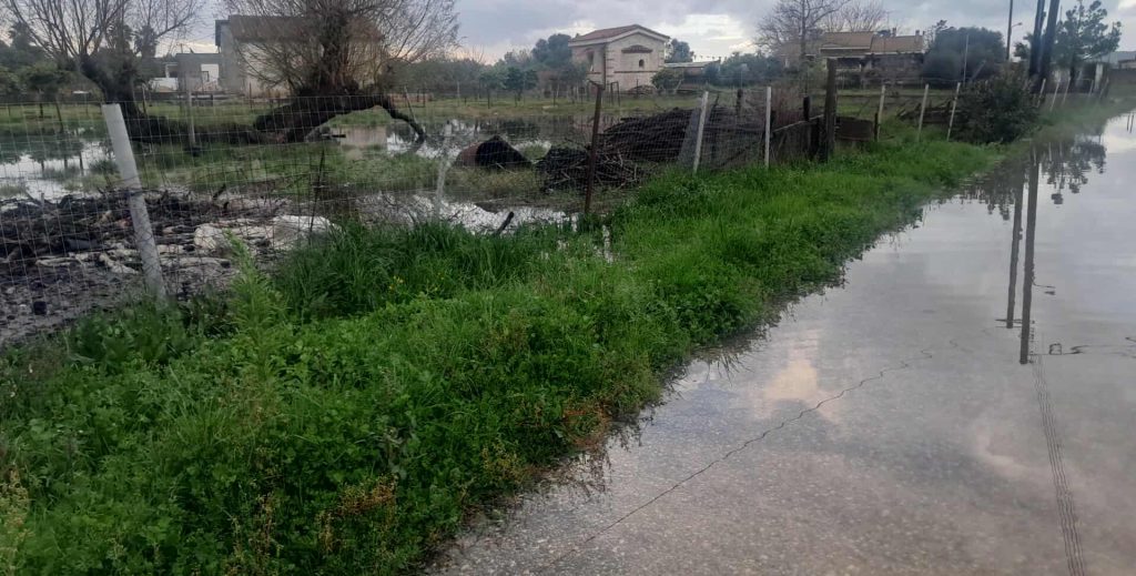 Αχαΐα:-Υπερχείλισε-ο-ποταμός-Λαρισσός-–-Πλημμύρισε-το-χωριό-Μετόχι