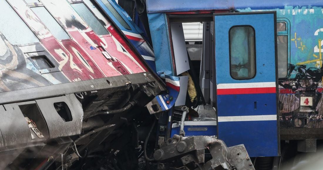 Τρία-χρόνια-από-το-δυστύχημα-στα-Τέμπη:-Εκδηλώσεις-μνήμης-και-απεργιακές-συγκεντρώσεις-διαμαρτυρίας