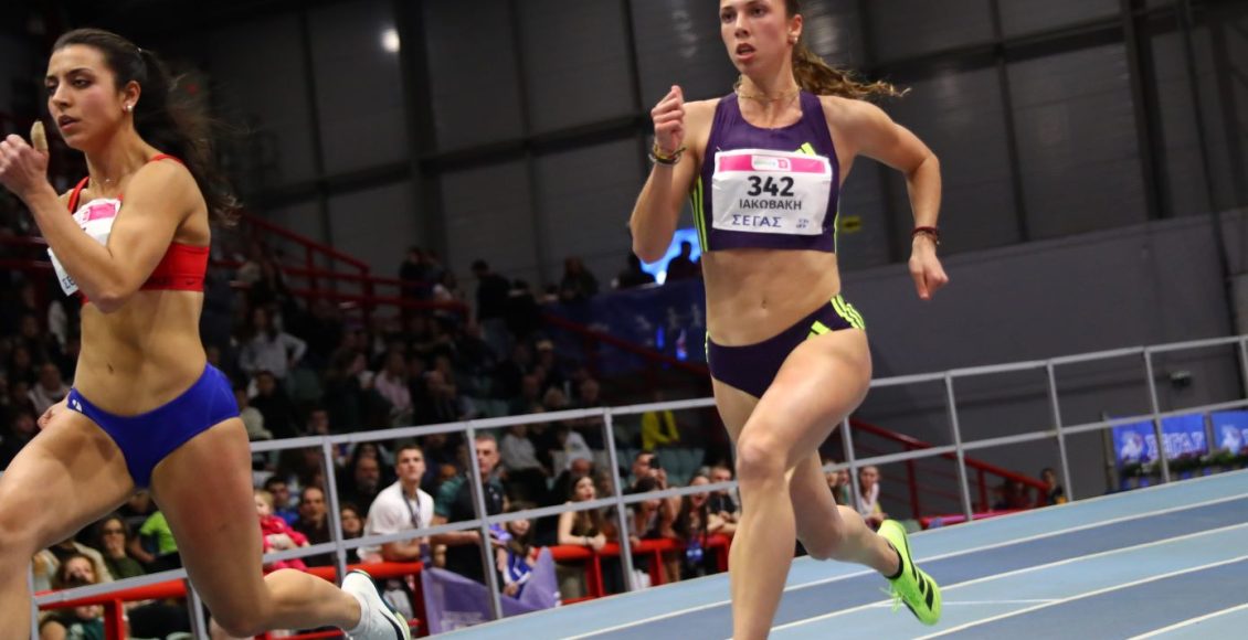 Πανελλήνιο-Πρωτάθλημα:-Η-Ελένη-Ιακωβάκη-κατέρριψε-ρεκόρ-36-ετών-στα-400-μ.