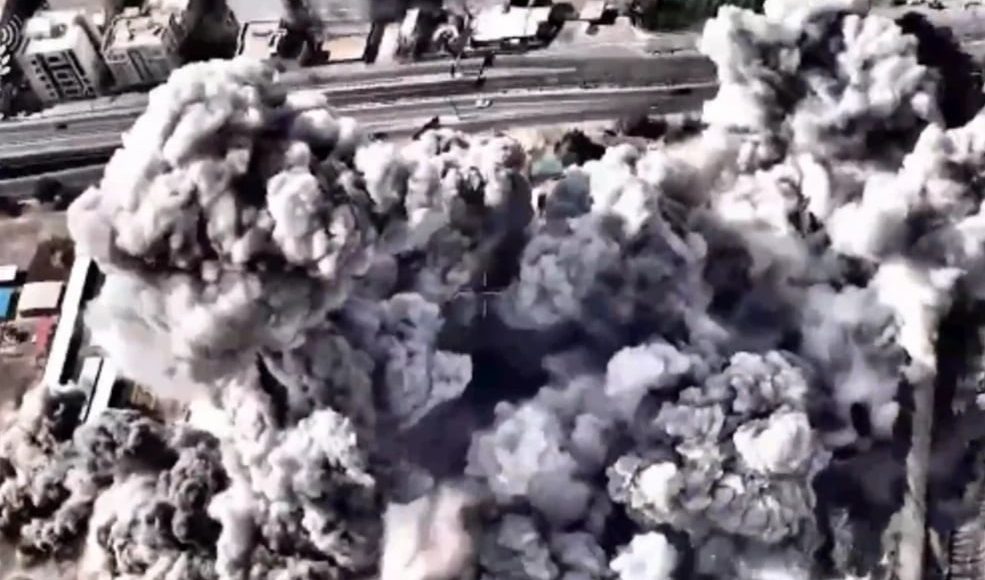 Πώς-οι-Αμερικανοί-και-οι-Ισραηλινοί-οργάνωσαν-το-χτύπημα-κατά-του-Χαμενεΐ-–-Η-cia-τον-παρακολουθούσε-επί-μήνες-–-Βίντεο-ντοκουμέντο