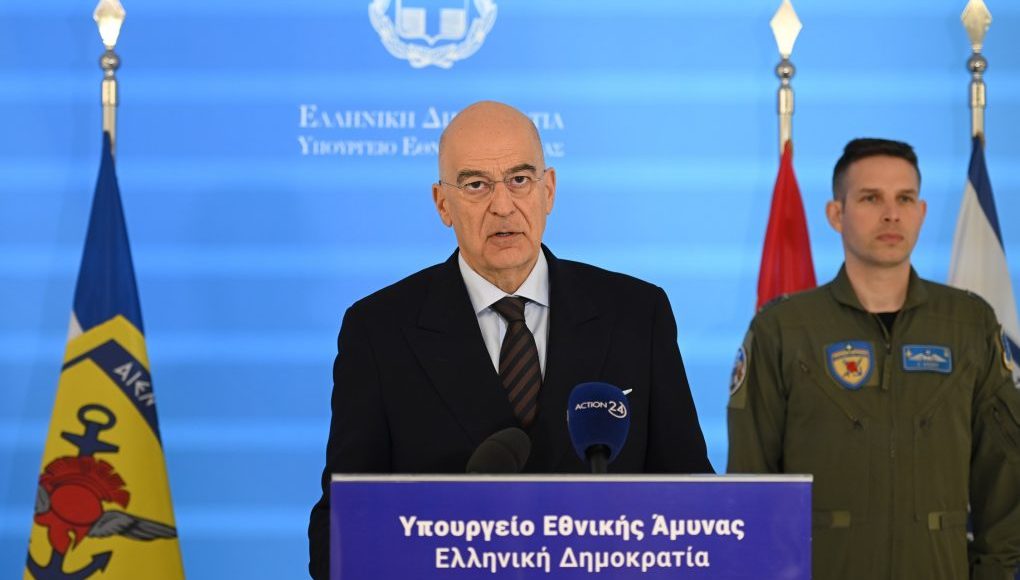 Δένδιας:-Η-Ελλάδα-θα-συμβάλλει-με-κάθε-δυνατό-τρόπο-στην-άμυνα-της-Κυπριακής-Δημοκρατίας