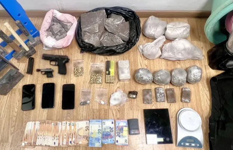 Εξαρθρώθηκε-συμμορία-που-διακινούσε-ναρκωτικά-στην-Αττική-–-Έγιναν-3-συλλήψεις