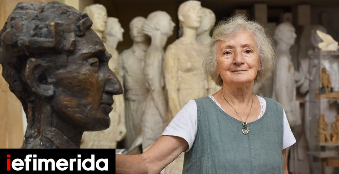 Όταν-η-Ασπασία-Παπαδοπεράκη-σμίλευε-το-πρόσωπο-του-Καβάφη-Ο-Στ.-Θεοδωράκης-κατέγραψε-τη-διαδικασία-[βίντεο]