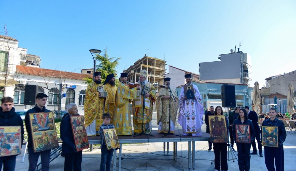 Μαθητές-Λυκείου-λιτάνευσαν-τις-εικόνες-την-Κυριακή-της-Ορθοδοξίας-στον-Τύρναβο