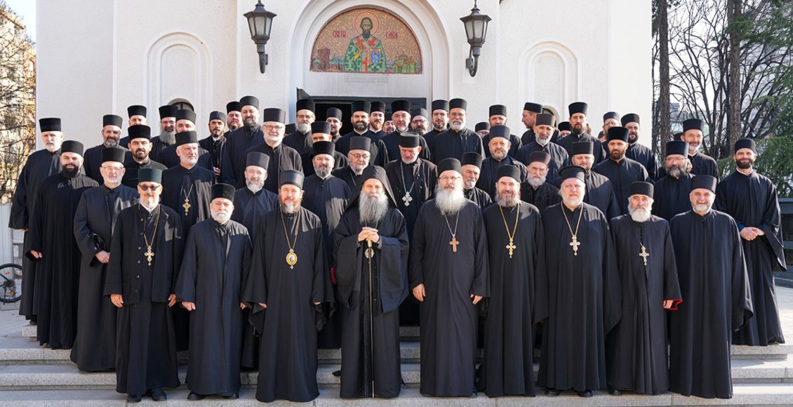 Εξομολόγηση-του-κλήρου-της-Αρχιεπισκοπής-Βελιγραδίου