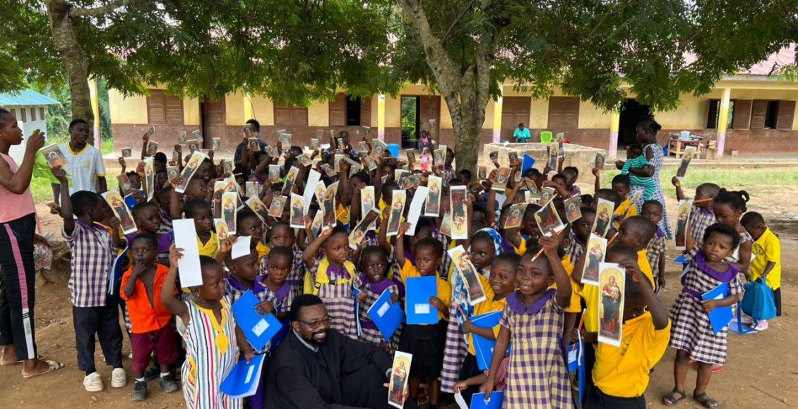 Η-Ιερά-Μητρόπολη-Άκκρας-συνεχίζει-να-ενισχύει-την-παιδεία-στη-Γκάνα