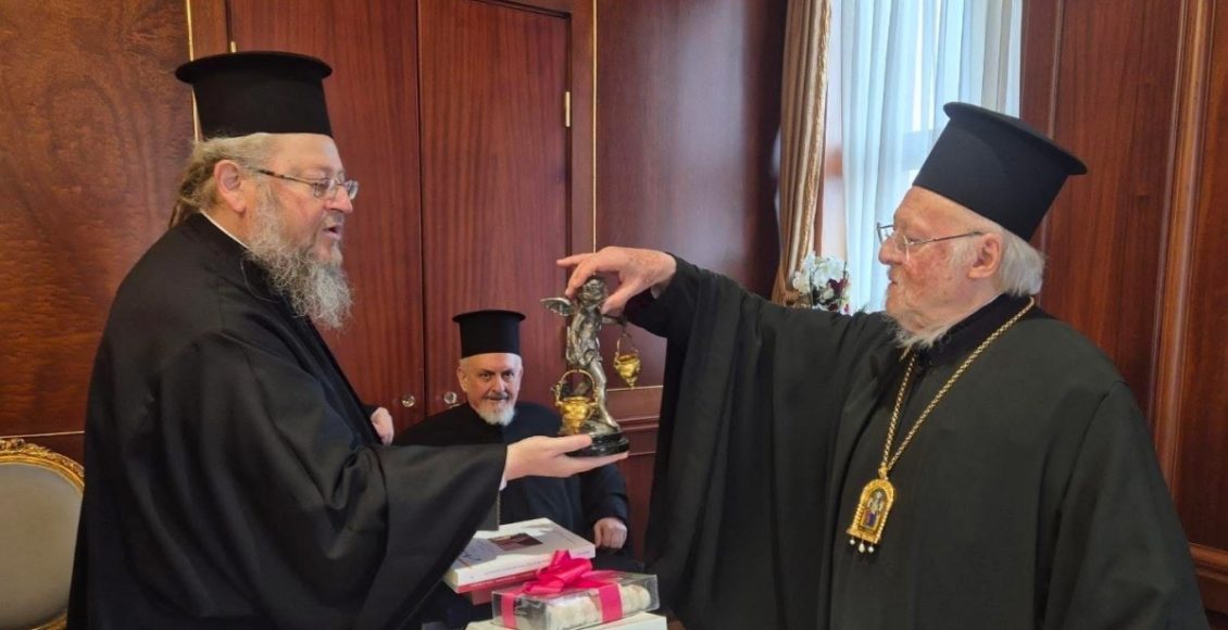 Ο-Μητροπολίτης-Ρούσσε-Ναούμ-στον-Οικουμενικό-Πατριάρχη