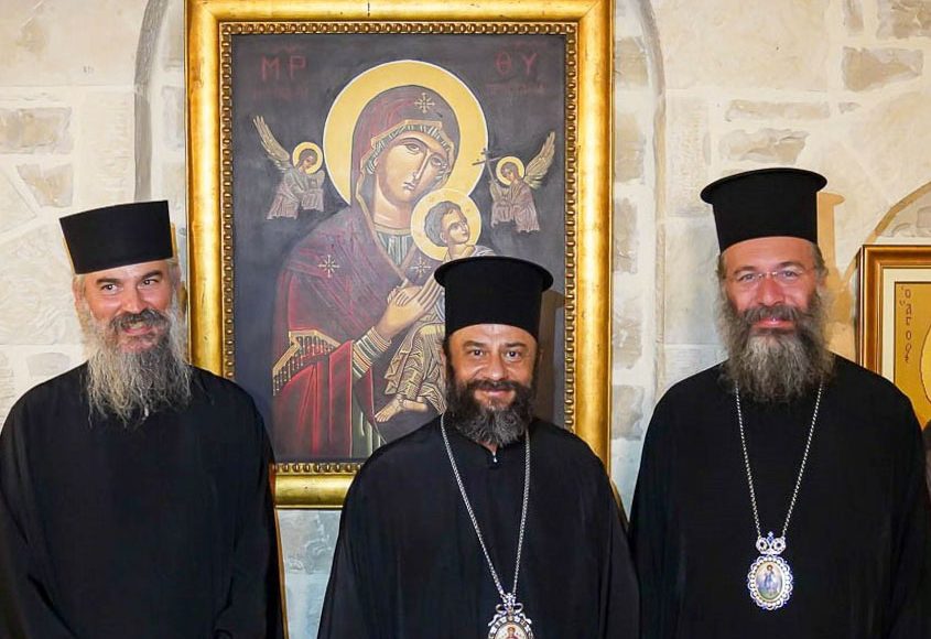 Ο-Νέας-Ζηλανδίας-Μύρων-στην-Ιερά-Μητρόπολη-Ρεθύμνης