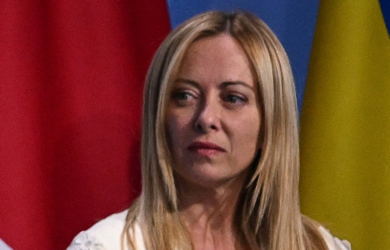 Μελόνι:-Έχουν-πάψει-να-ισχύουν-οι-κανόνες-του-διεθνούς-δικαίου-για-τον-πόλεμο-στο-Ιράν