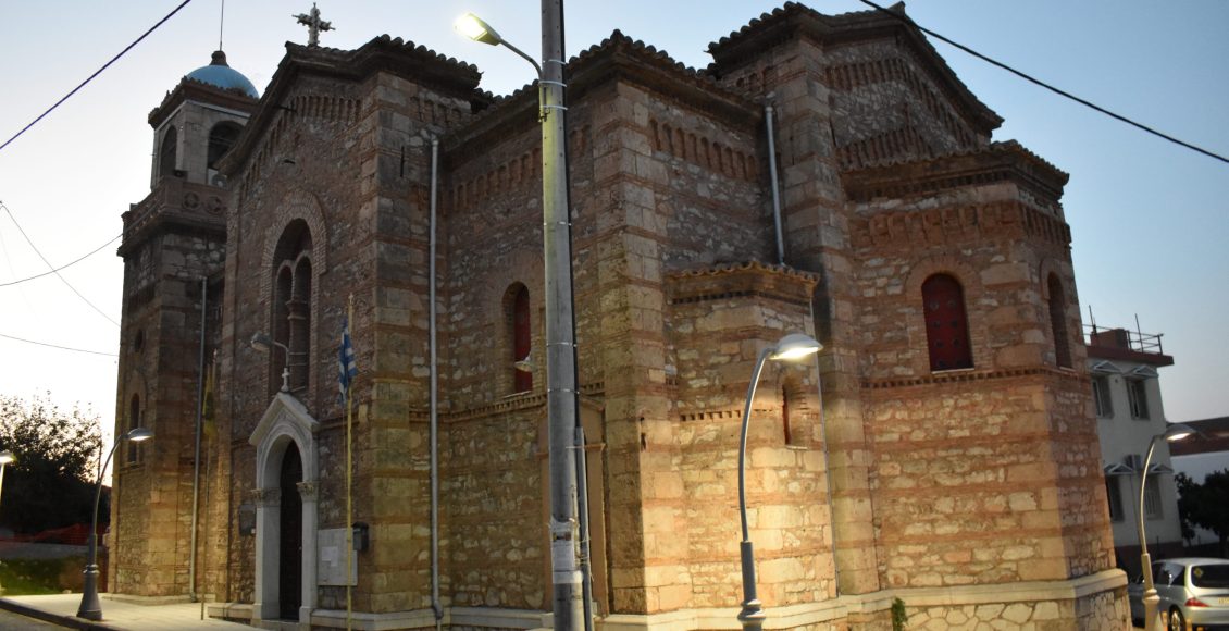 Ο-Επίσκοπος-Ρωγών-στον-Δ’-Κατανυκτικό-Εσπερινό-στο-Αίγιο