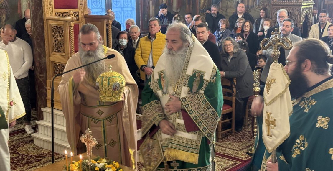 Η-Κυριακή-της-Σταυροπροσκυνήσεως-στην-Ιερά-Μητρόπολη-Πειραιώς