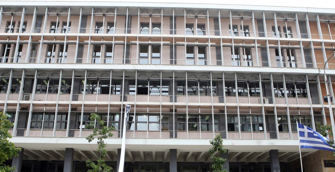 Στο-σπίτι-του-με-όρους-ο-22χρονος-που-κατείχε-υλικό-παιδικής-πορνογραφίας-στη-Θεσσαλονίκη