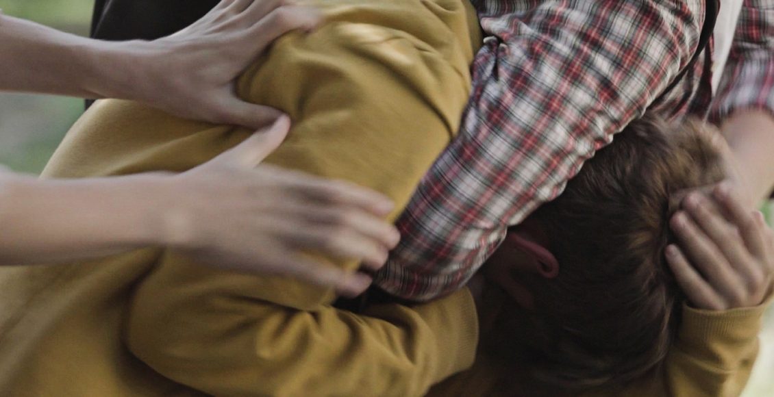 Άγριο-ξύλο-σε-γυμνάσιο-στα-Άνω-Λιόσια:-Στο-νοσοκομείο-14χρονος-μαθητής