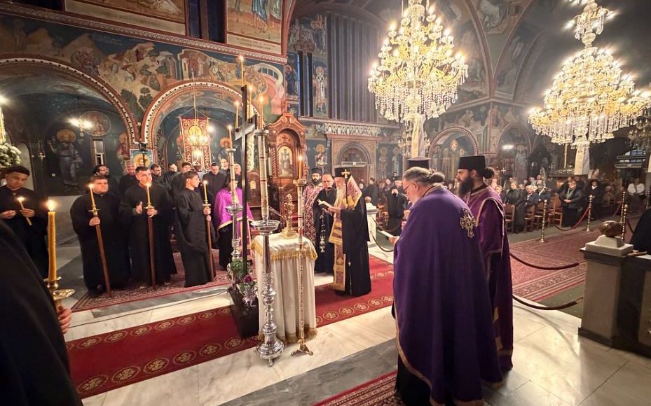 Ο-Δ’-Κατανυκτικός-Εσπερινός-στην-Ιερά-Μητρόπολη-Κορίνθου
