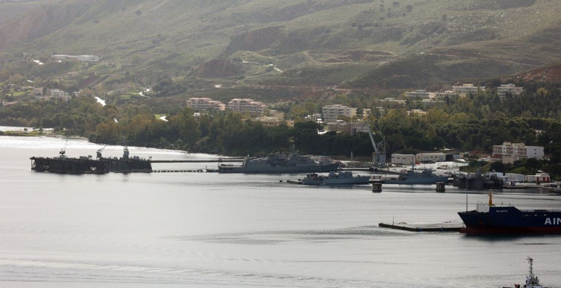 Υπόθεση-κατασκοπείας-στη-Βάση-της-Σούδας:-Απολογείται-ενώπιον-ανακριτή-ο-58χρονος-Πολωνός