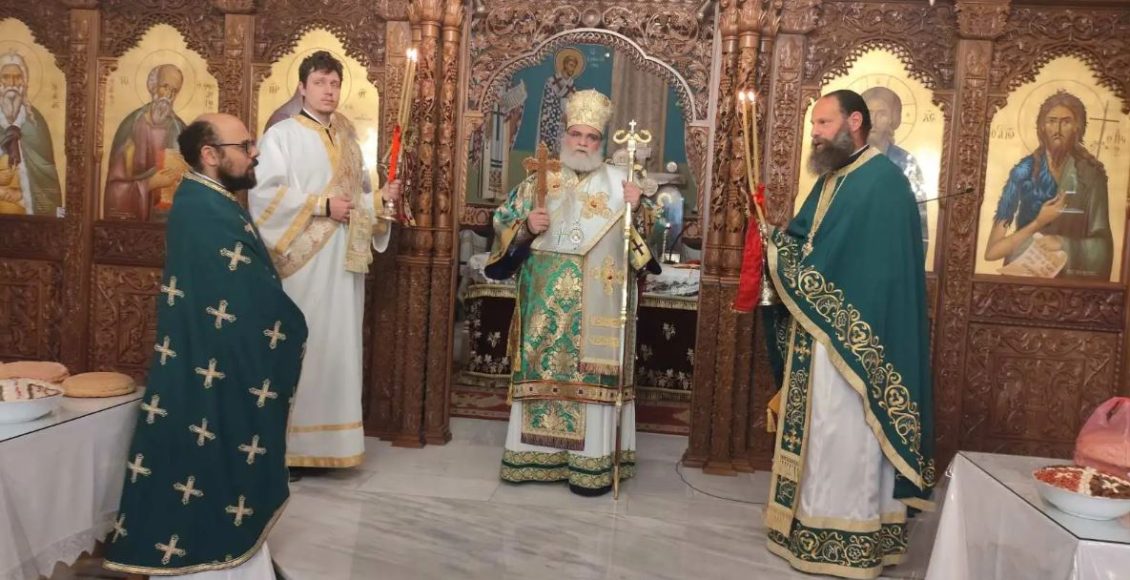 Κυριακή-της-Σταυροπροσκυνήσεως-στους-Αγίους-Τριμιθιάς