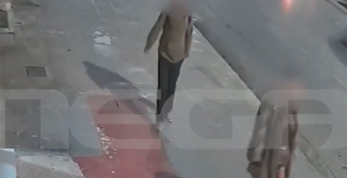 Βίντεο-με-τον-«δράκο»-του-Πειραιά-να-παρακολουθεί-γυναίκα-–-Τουλάχιστον-7-επιθέσεις-σε-8-μήνες