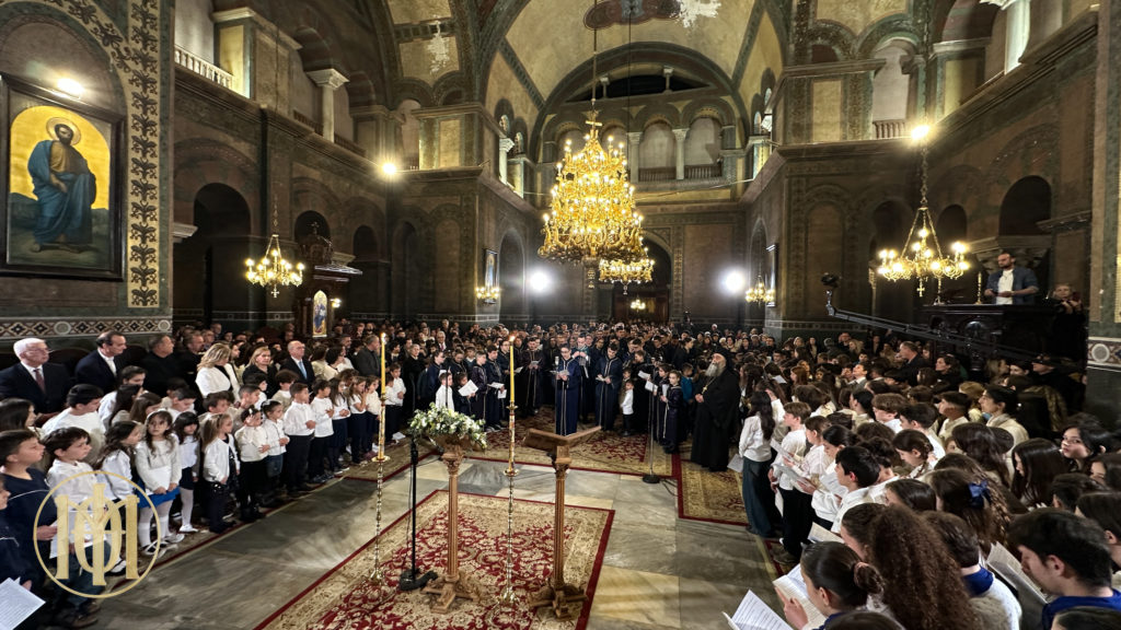 Θεσσαλονίκη:-1000-μαθητές/τριες-στη-Δ’-Στάση-των-Χαιρετισμών-στον-παλαιοχριστιανικό-Ιερό-Ναό-Παναγίας-της-Αχειροποιήτου