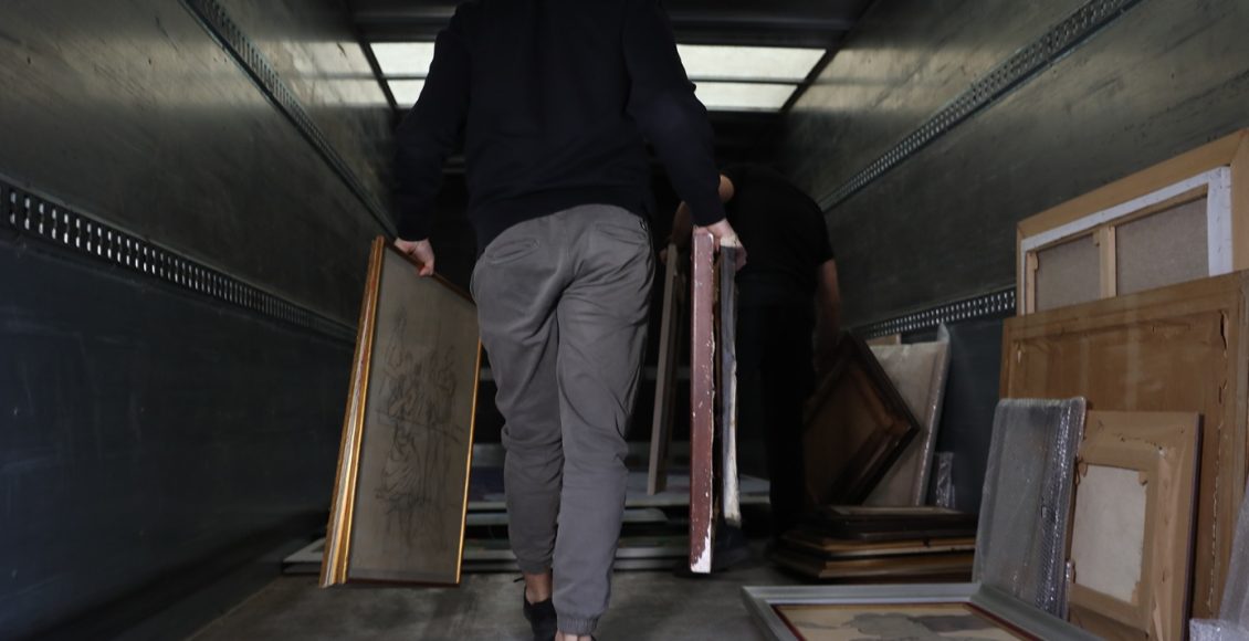 «Φύλλο-και-φτερό»-από-την-ΕΛΑΣ-όλα-τα-εκθέματα-της-γκαλερί-Τσαγκαράκη-–-«Θα-ελεγχθούν-ακόμα-και-τα-rolex-που-πουλούσε»