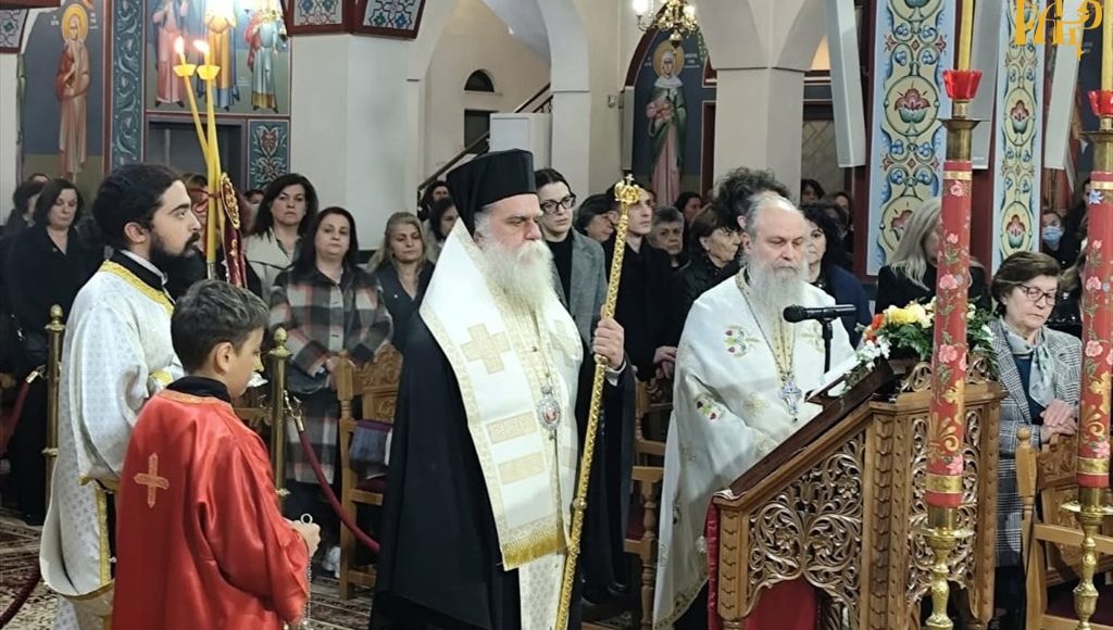 Άρτης-Καλλίνικος:-«Η-Παναγία-λούζει-με-φως,-τις-σκιές-της-ψυχής»