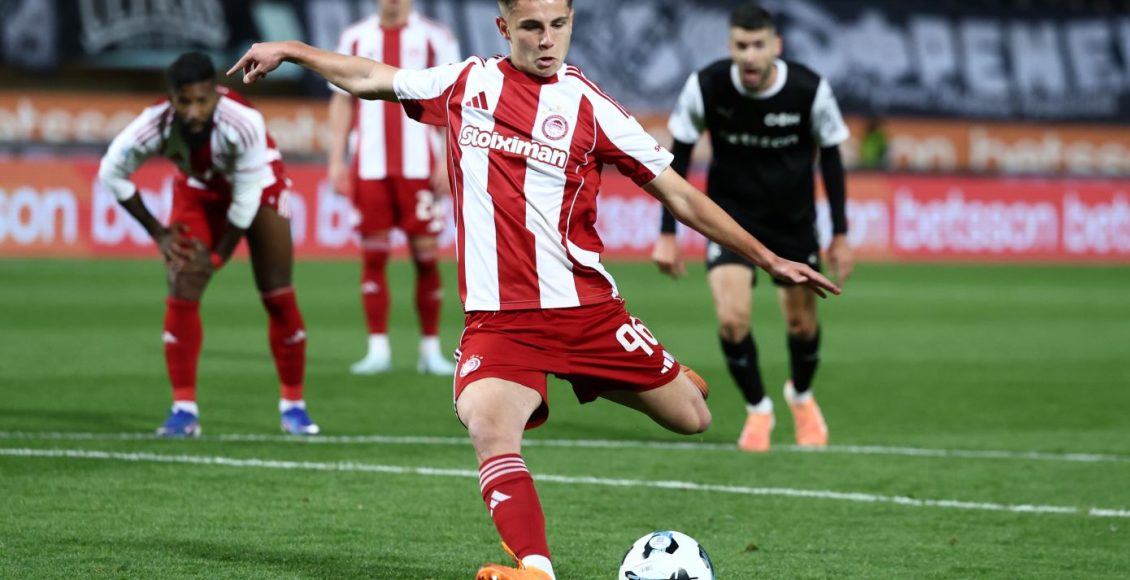 «Βλέπει»-Μουζακίτη-η-Μάντσεστερ-Γιουνάιτεντ