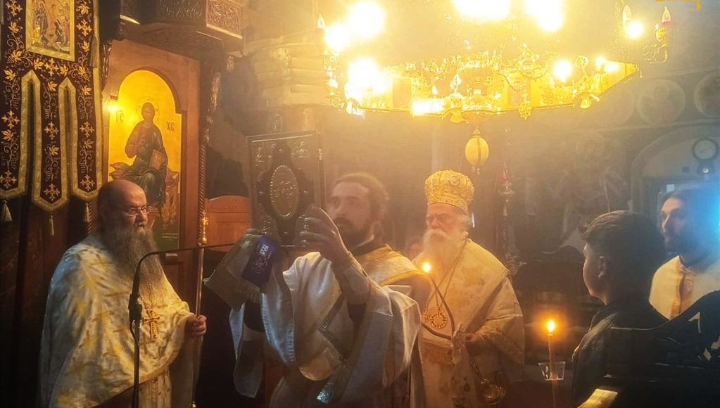 Μητροπολίτης-Άρτης:-«Η-ζωή-μας-είναι-σταυρική-πορεία-προς-την-Ανάσταση»