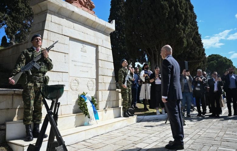 Δένδιας-από-το-Μεσολόγγι:-Αποτίουμε-φόρο-τιμής-για-τα-200-χρόνια-από-την-Έξοδο