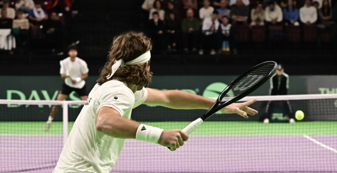 Ξέσπασε-στον-διαιτητή-ο-Τσιτσιπάς-για-τον-φωτισμό-μετά-την-ήττα-από-τον-Φις