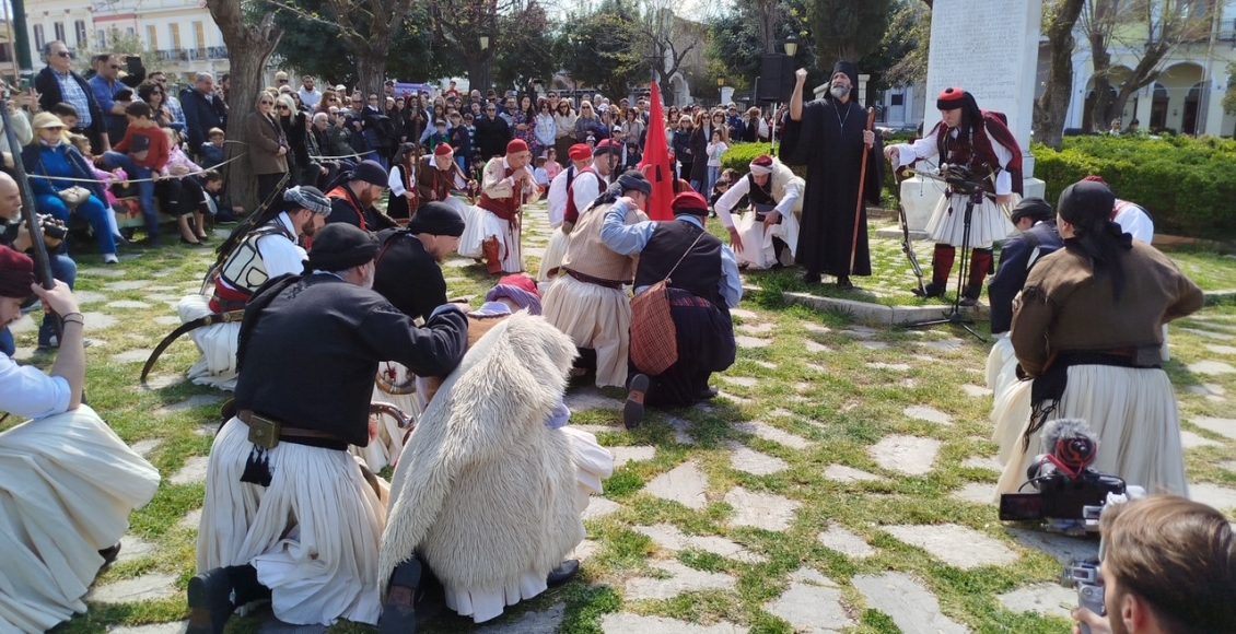 Αναπαράσταση-της-ορκωμοσίας-των-Αγωνιστών-του-1821-στην-Πάτρα