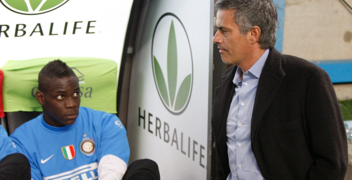 Ίντερ:-Πώς-ο-Μουρίνιο-τιμώρησε-τον-Μπαλοτέλι-στον-τελικό-του-champions-league-το-2010