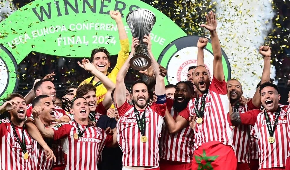 Οι-ευχές-της-uefa-στην-Ελλάδα-για-την-εθνική-επέτειο-με-euro-2004-και-Ολυμπιακό