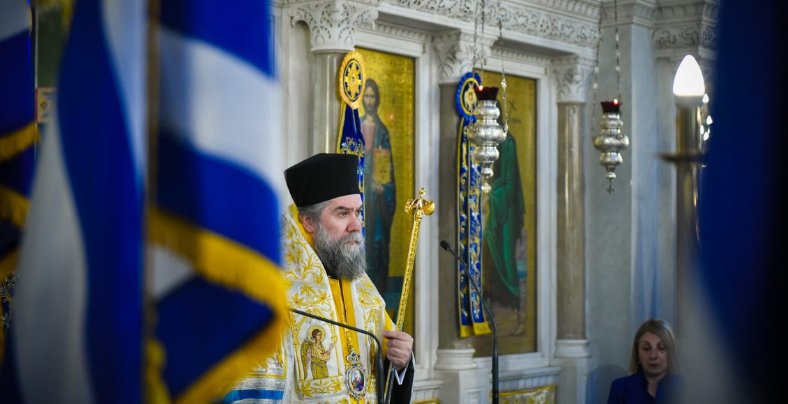 Σερρών-Θεολόγος:-«Είθε-η-Υπέρμαχος-Στρατηγός-του-Έθνους-μας-να-σκεπάζει-με-το-άγιο-μαφόριό-Της-την-Ελλάδα»