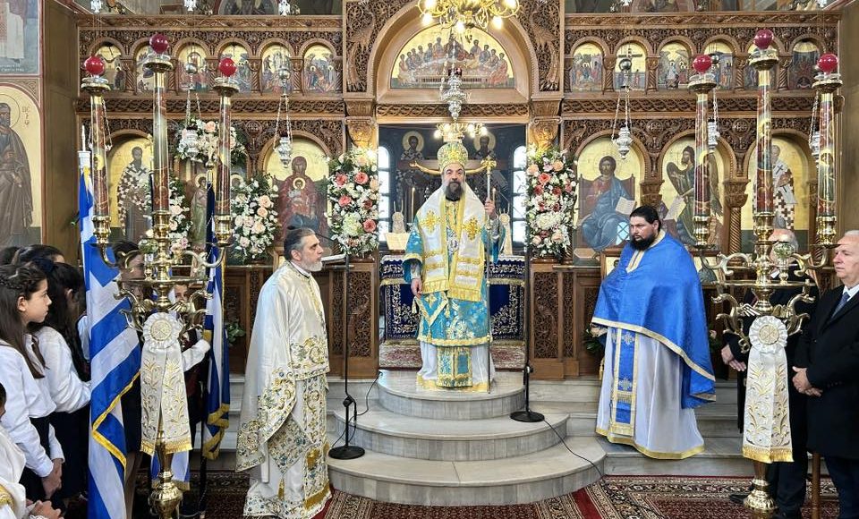 Θήρας-Αμφιλόχιος:-Να-παρακαλέσουμε-την-Παναγία-να-σταματήσουν-οι-πόλεμοι