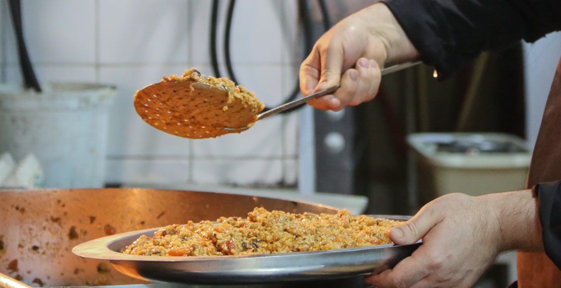 Ευαγγελίστρια-Πειραιώς:-kανείς-νηστικός-το-Πάσχα…